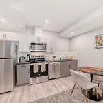Cozy Basement Suite
