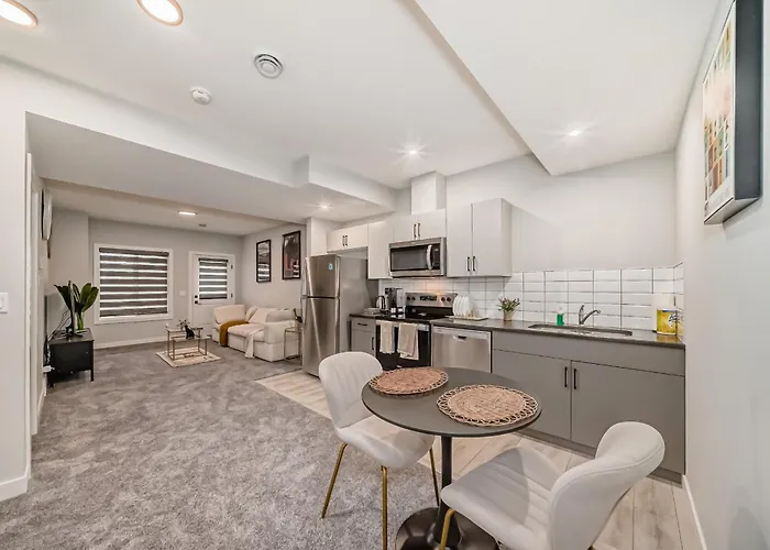 Cozy Basement Suite